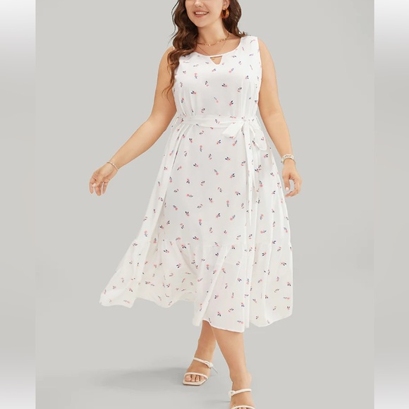 BloomChic Dresses & Skirts - NWT!White Floral Pocket Belted Keyhole Neck Flutter Tank Dress Size 18-20 or 2X
